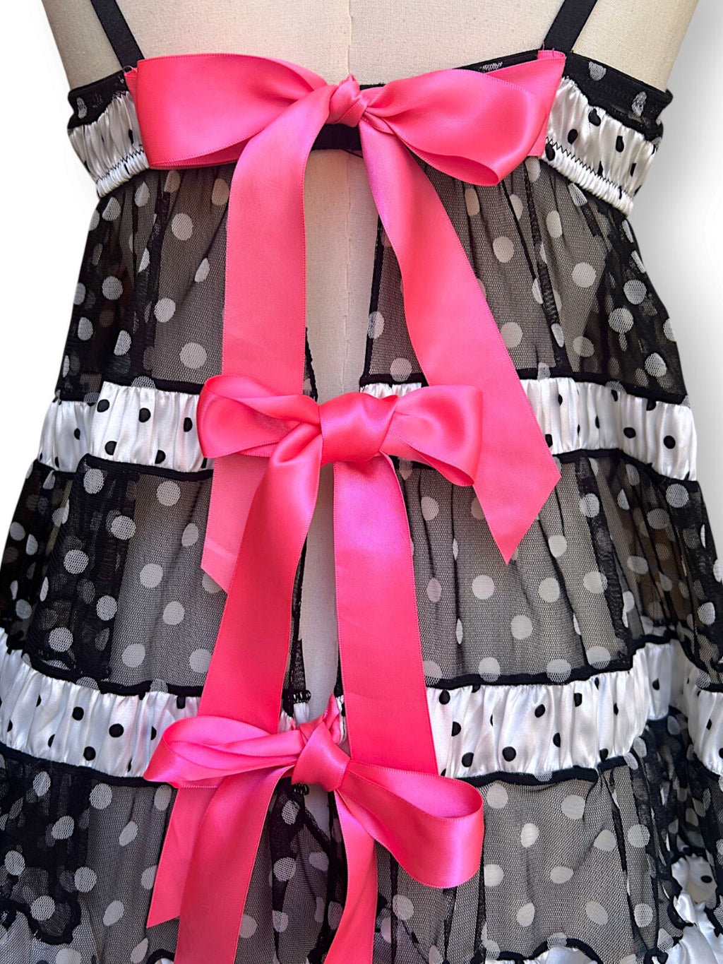 2010 Victoria's Secret Polka Dot Babydoll Lingerie Dress 36B Pink Bows
